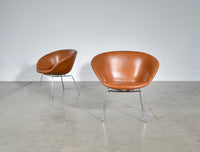 Arne Jacobsen - A Vintage Pair of Pot Chairs in Original Leather
